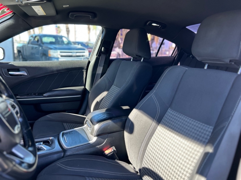 2018 Dodge Charger SXT Plus