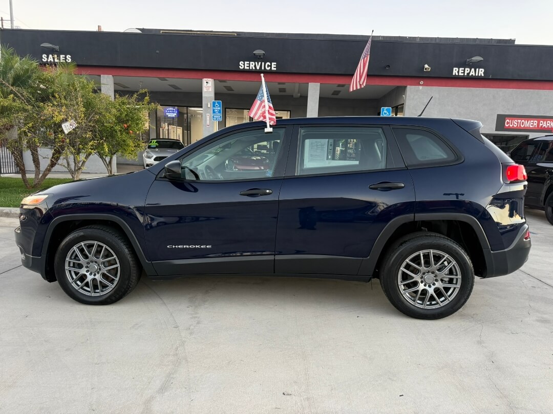 2016 Jeep Cherokee Sport