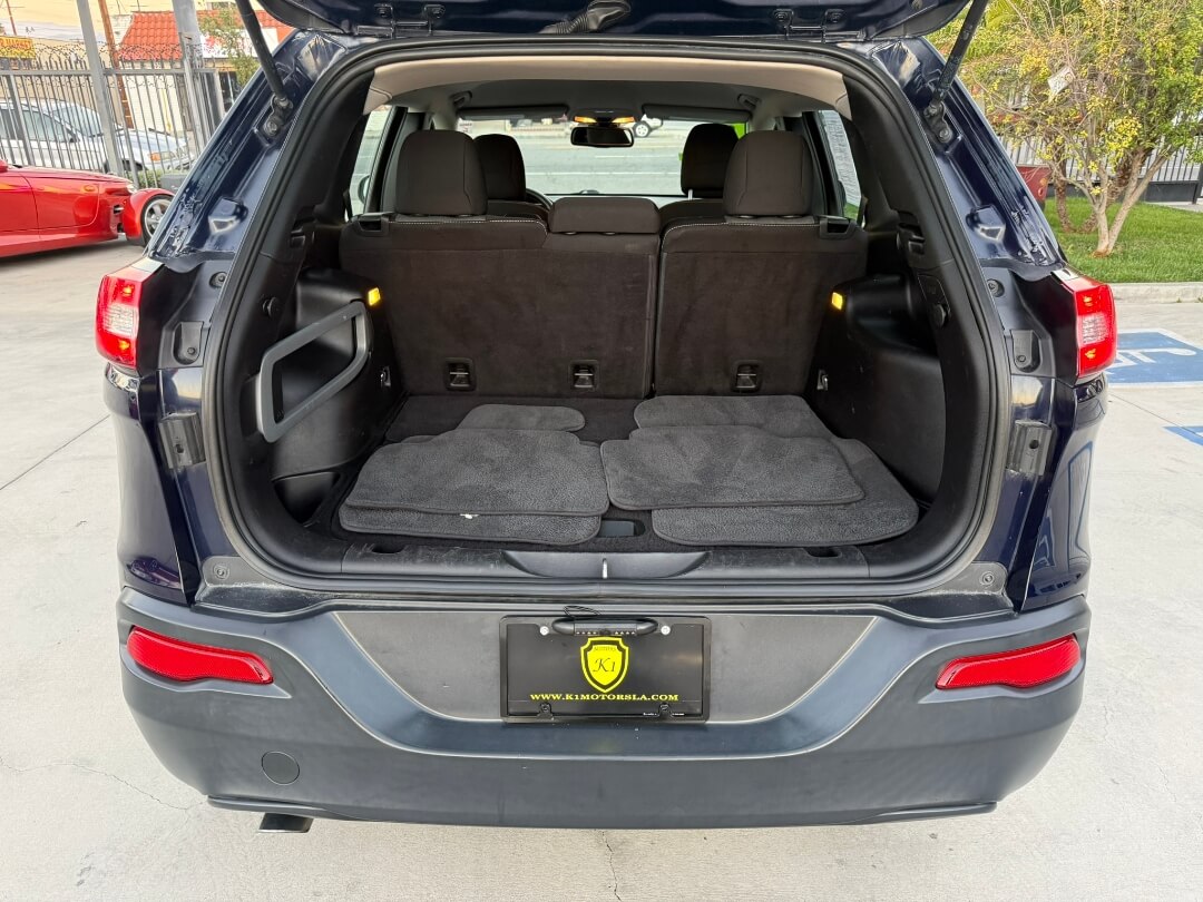 2016 Jeep Cherokee Sport