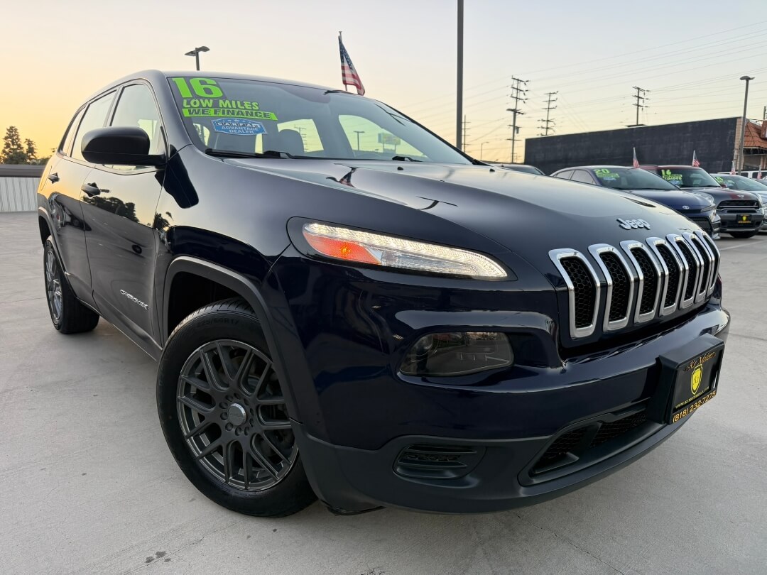2016 Jeep Cherokee Sport