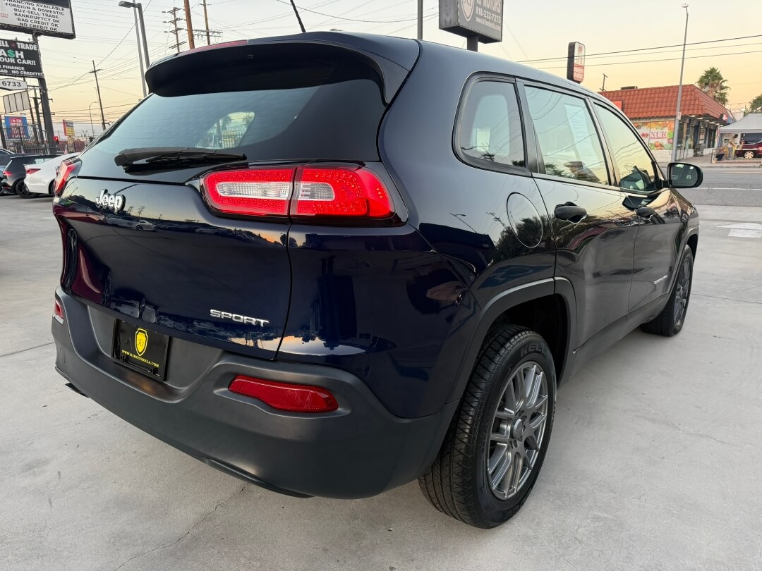 2016 Jeep Cherokee Sport