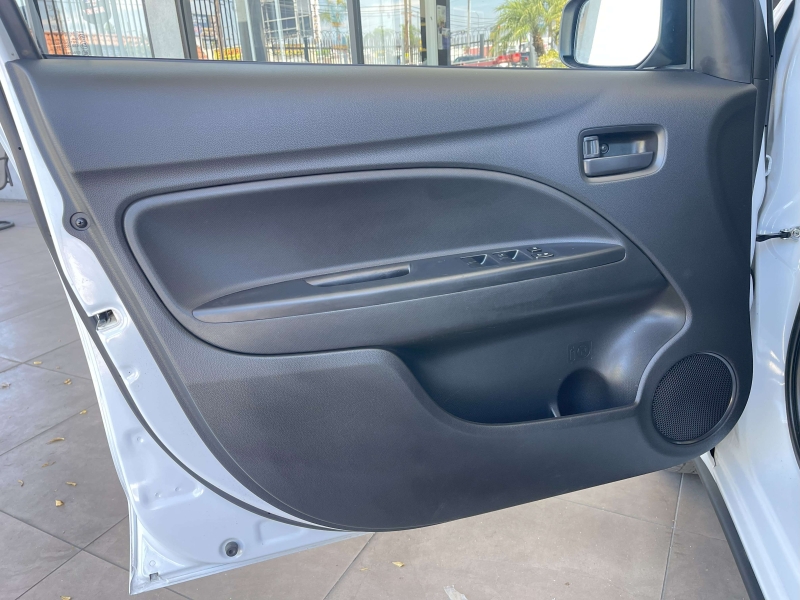 2021 Mitsubishi Mirage G4 LE photo 13