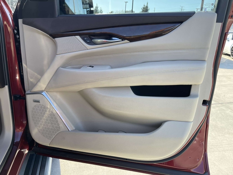 2016 Cadillac Escalade Premium Luxury photo 14