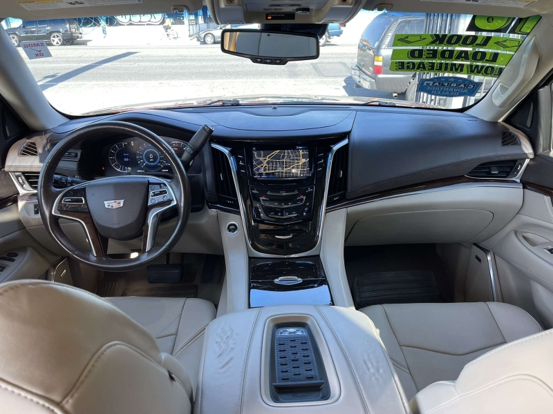2016 Cadillac Escalade Premium Luxury photo 23