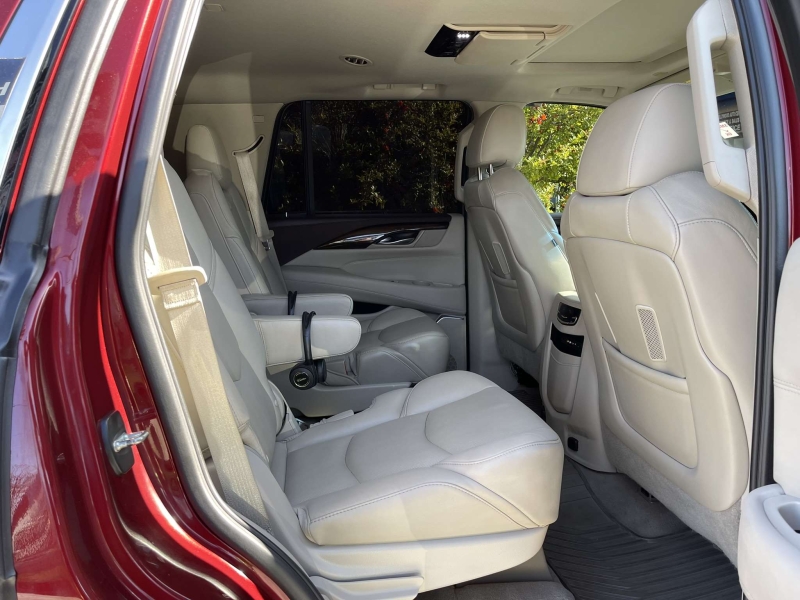 2016 Cadillac Escalade Premium Luxury photo 19