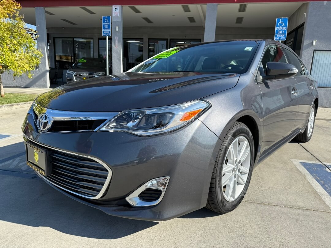 2014 Toyota Avalon XLE photo 4