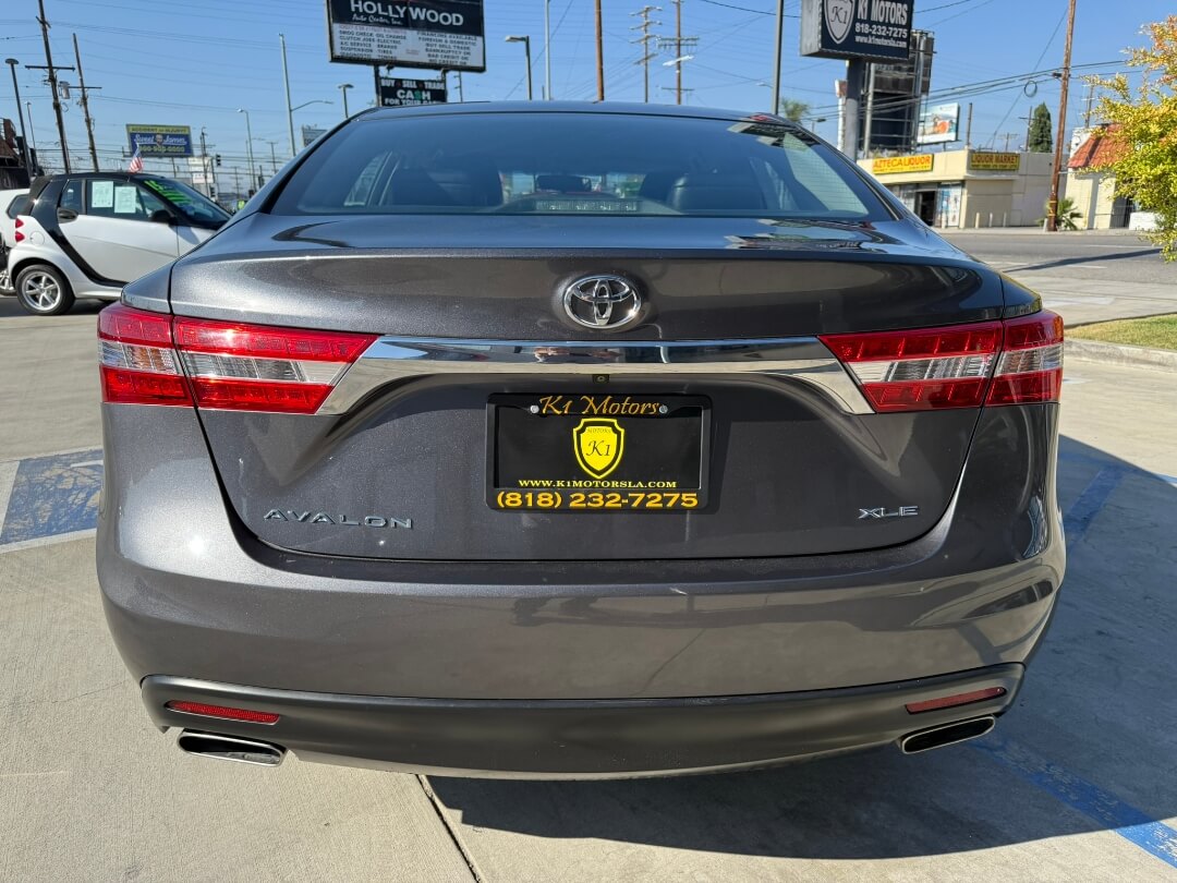 2014 Toyota Avalon XLE photo 10