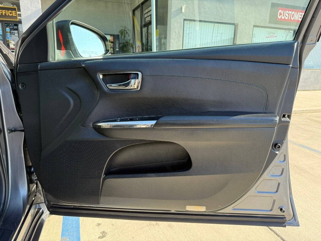2014 Toyota Avalon XLE photo 14