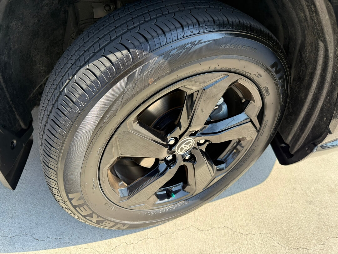 2021 Toyota RAV4 Hybrid XSE photo 23