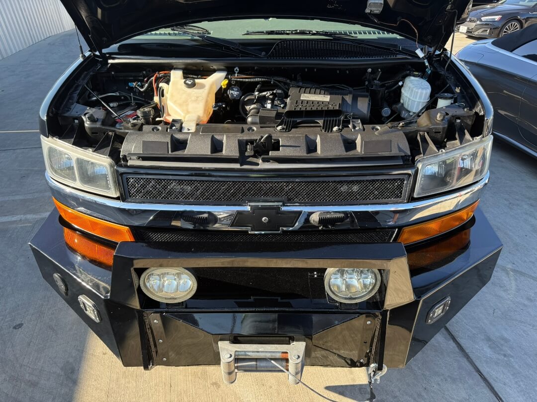 2018 Chevrolet Express 2500 photo 5
