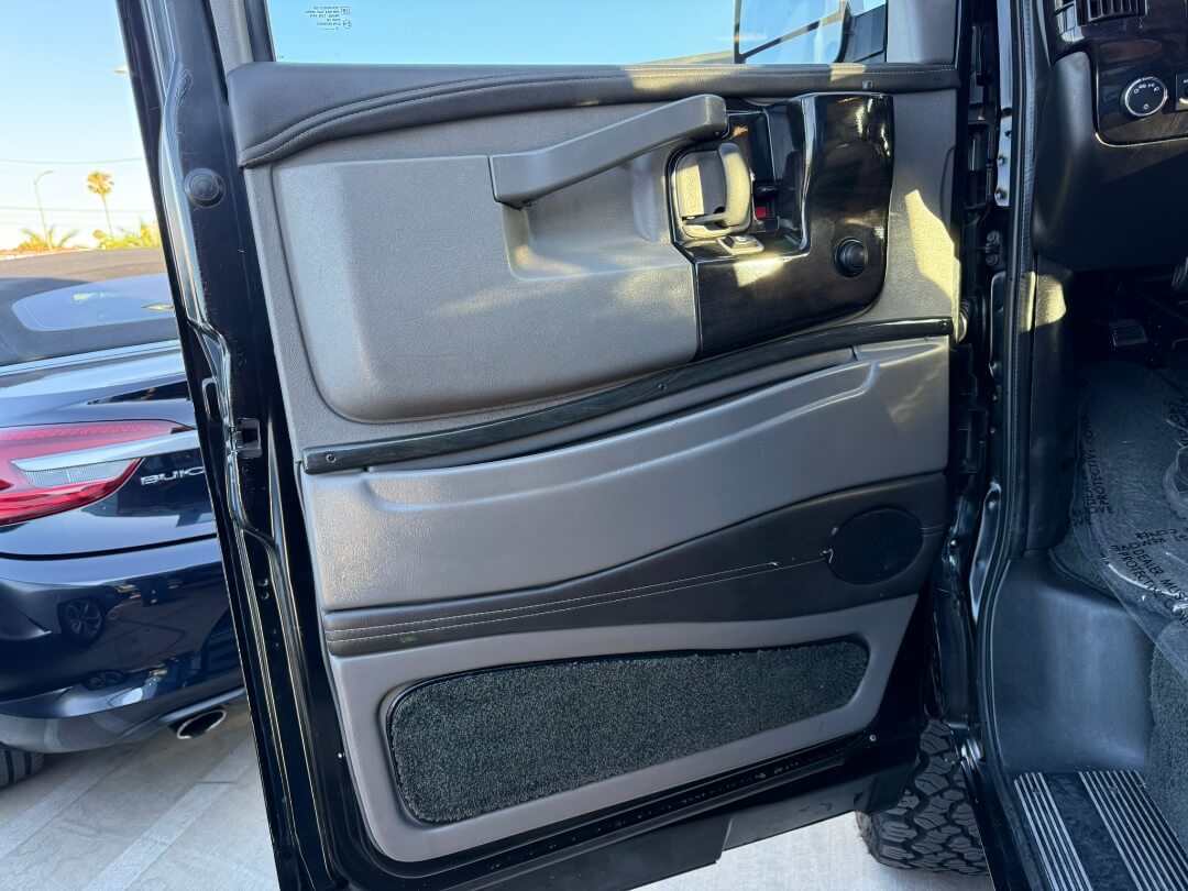 2018 Chevrolet Express 2500 photo 8