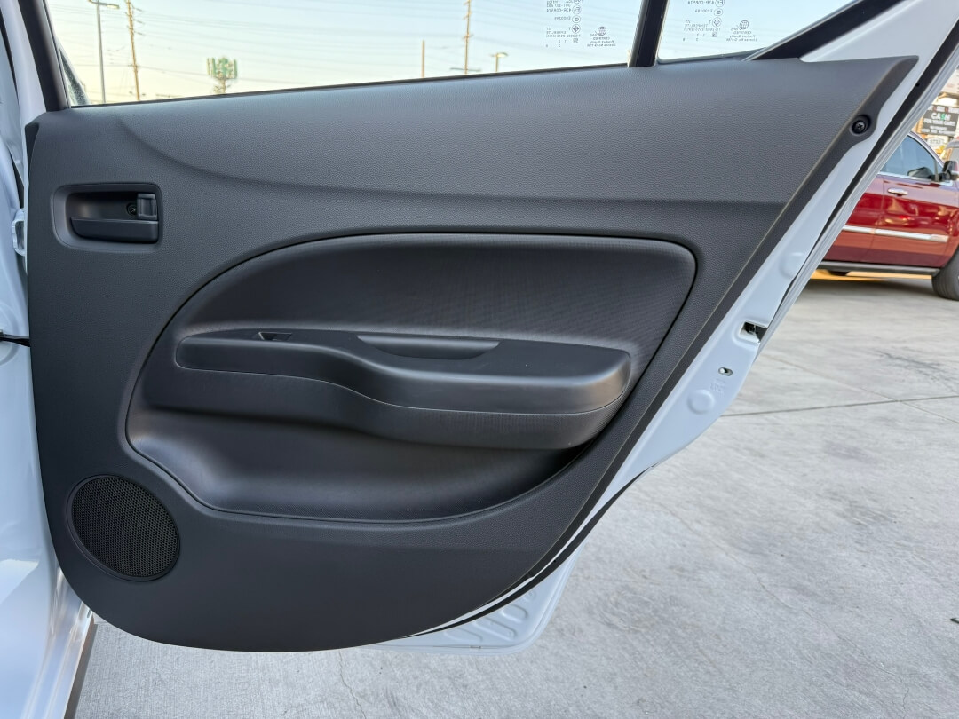 2024 Mitsubishi Mirage G4 ES photo 15