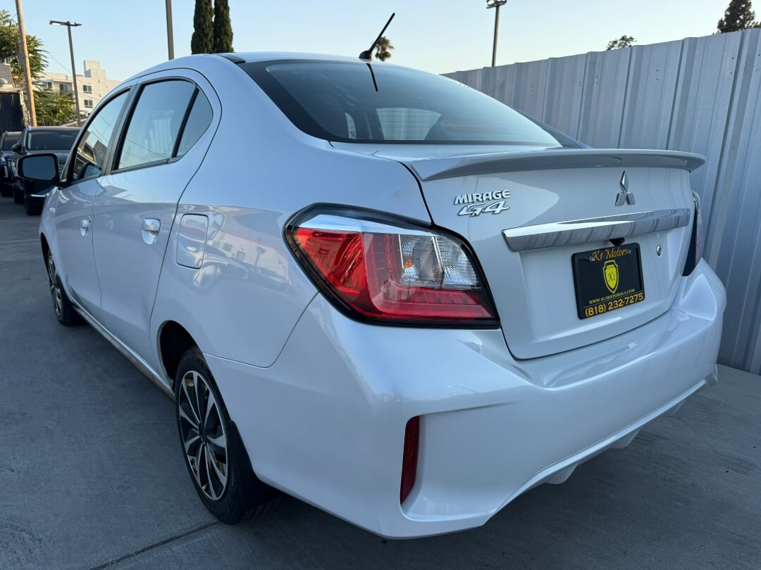2024 Mitsubishi Mirage G4 ES photo 4
