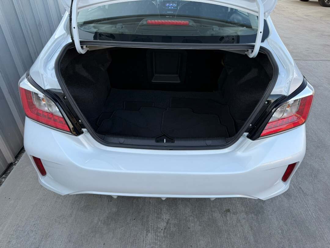 2024 Mitsubishi Mirage G4 ES photo 11