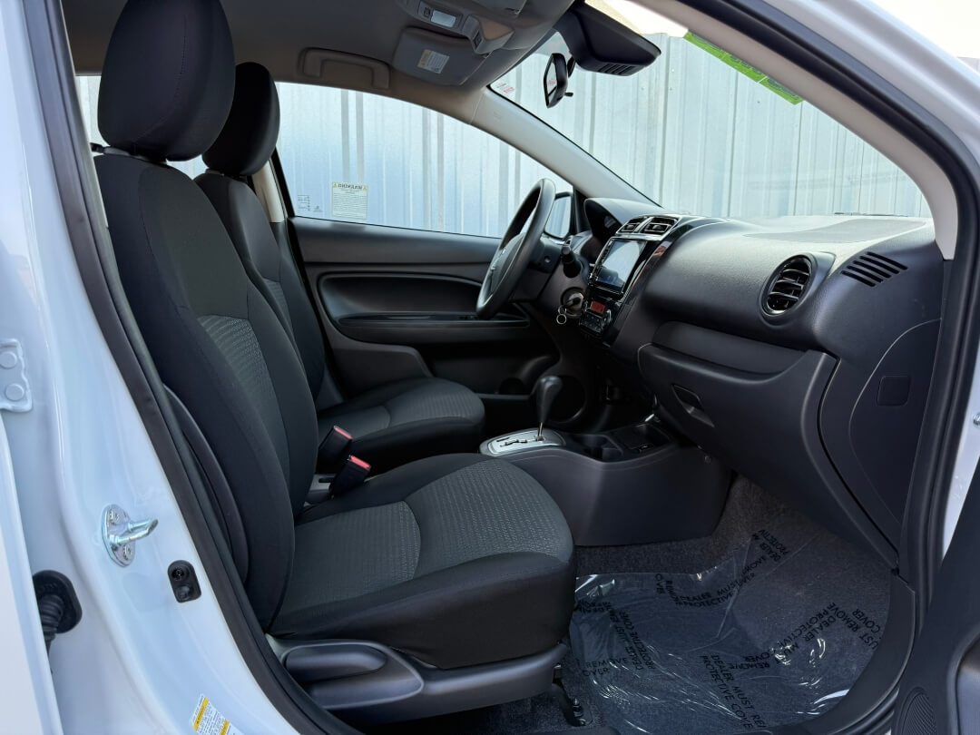2024 Mitsubishi Mirage G4 ES photo 16