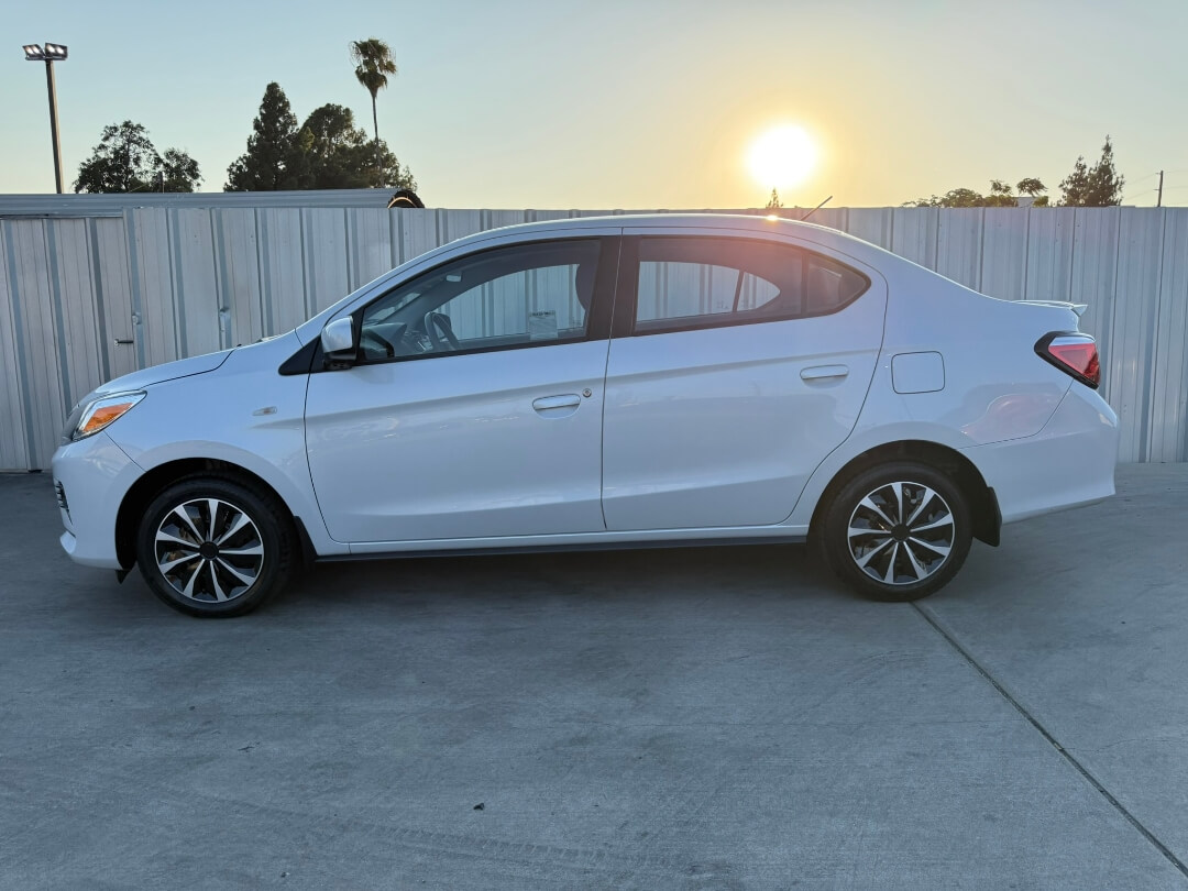 2024 Mitsubishi Mirage G4 ES photo 7