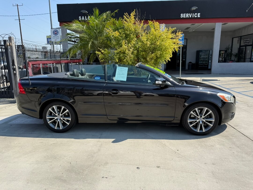 2012 Volvo C70 T5 photo 6