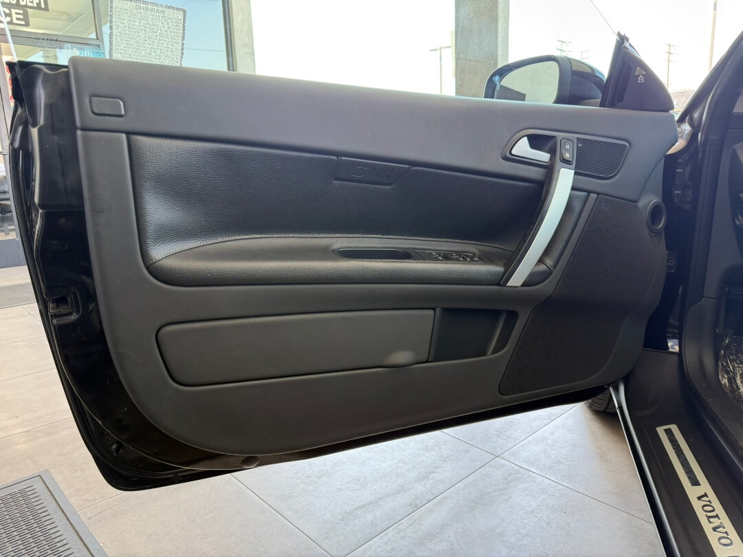 2012 Volvo C70 T5 photo 13