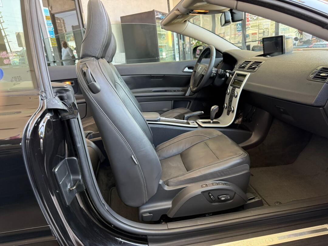 2012 Volvo C70 T5 photo 16