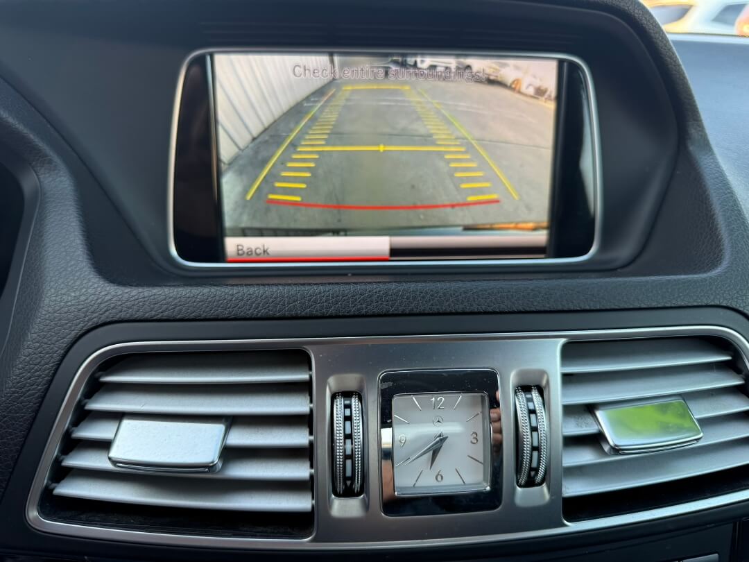 2014 Mercedes Benz E 350 photo 23
