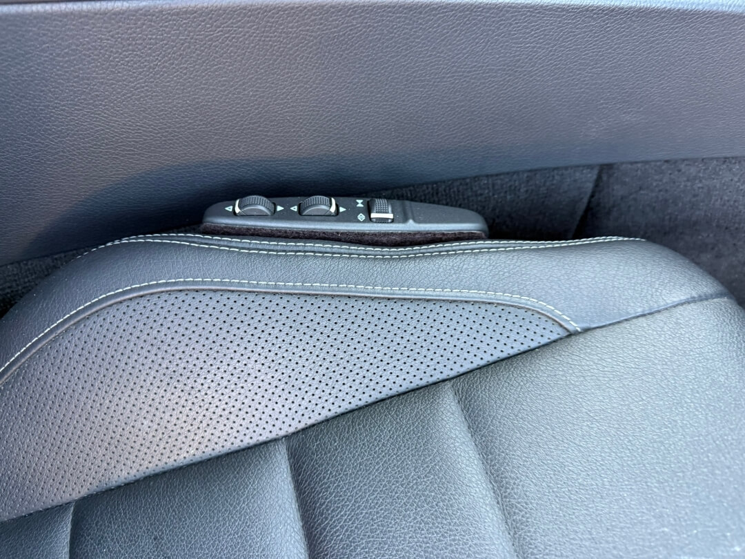 2014 Mercedes Benz E 350 photo 24