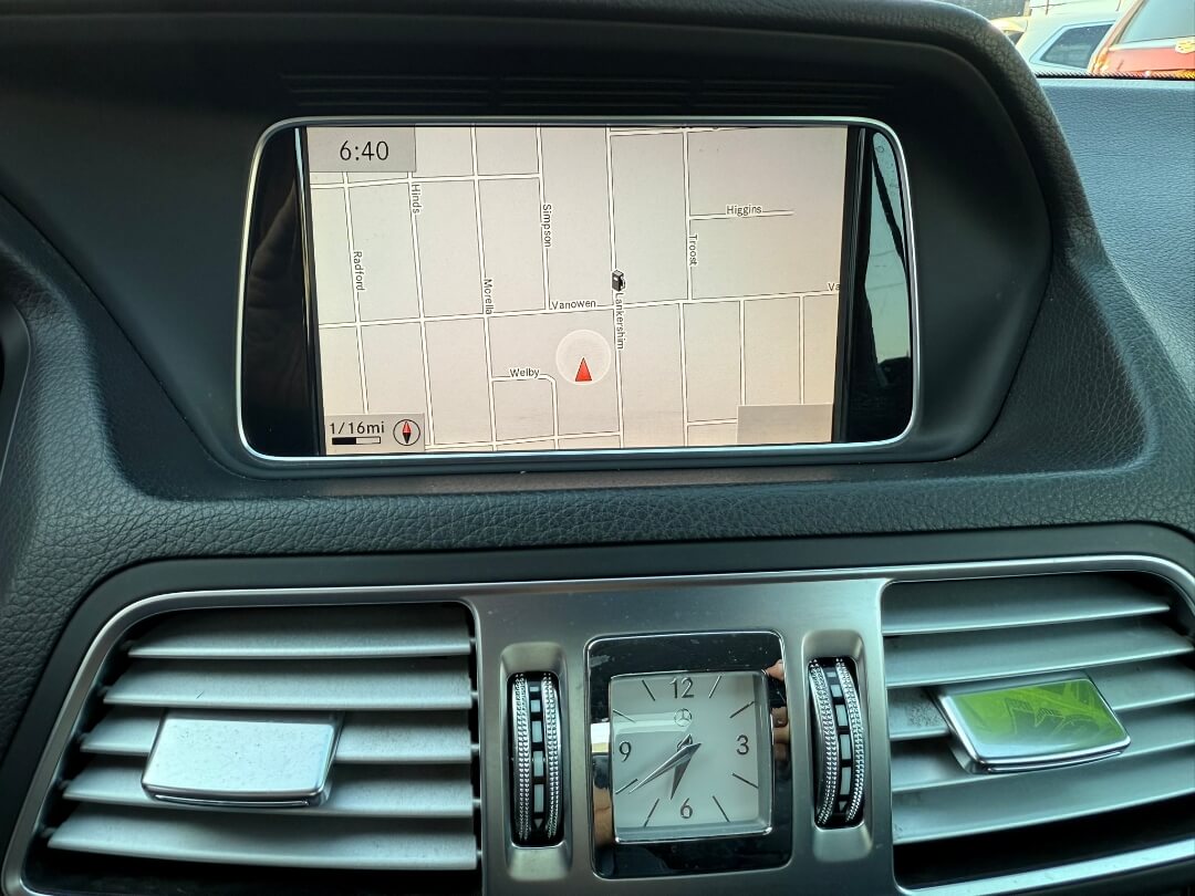 2014 Mercedes Benz E 350 photo 22