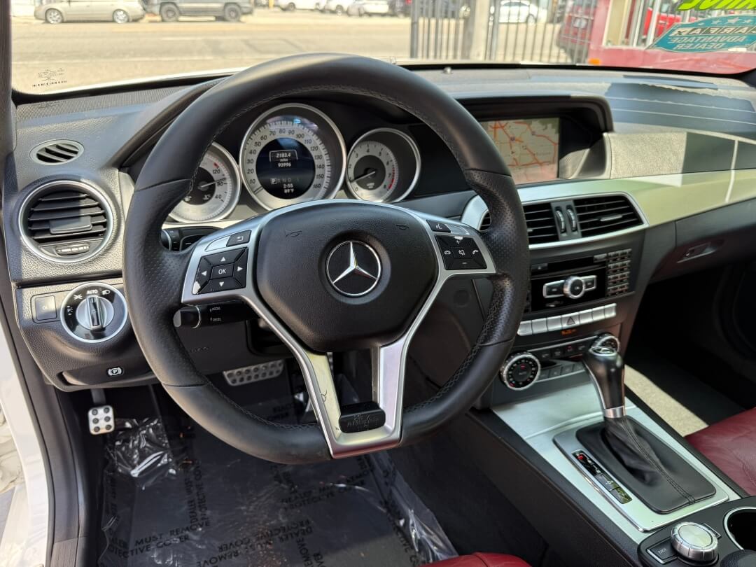 2015 Mercedes Benz C 250 photo 18