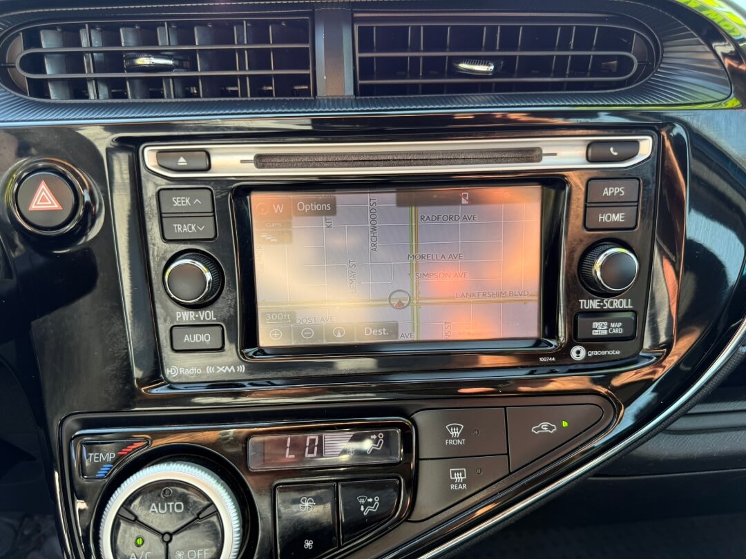 2018 Toyota Prius C Three photo 23
