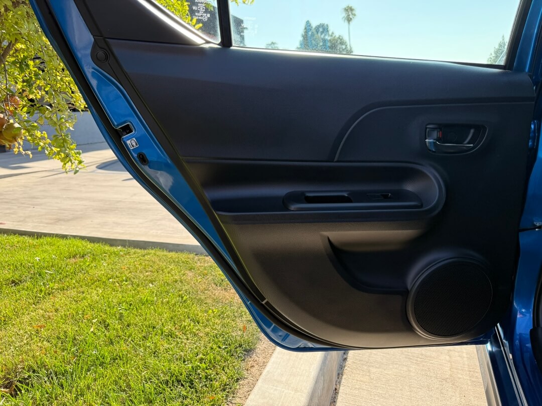 2018 Toyota Prius C Three photo 15