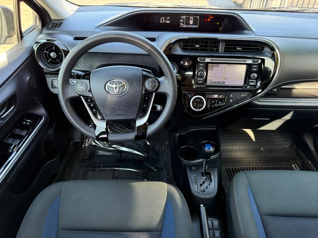 2018 Toyota Prius C Three photo 22