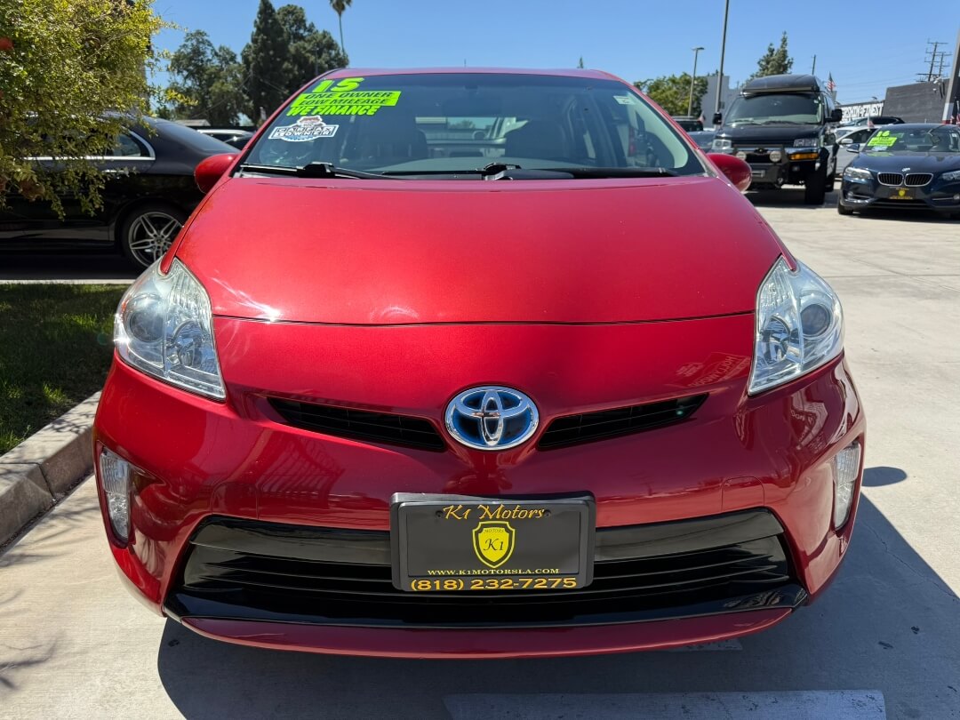2015 Toyota Prius Three photo 9