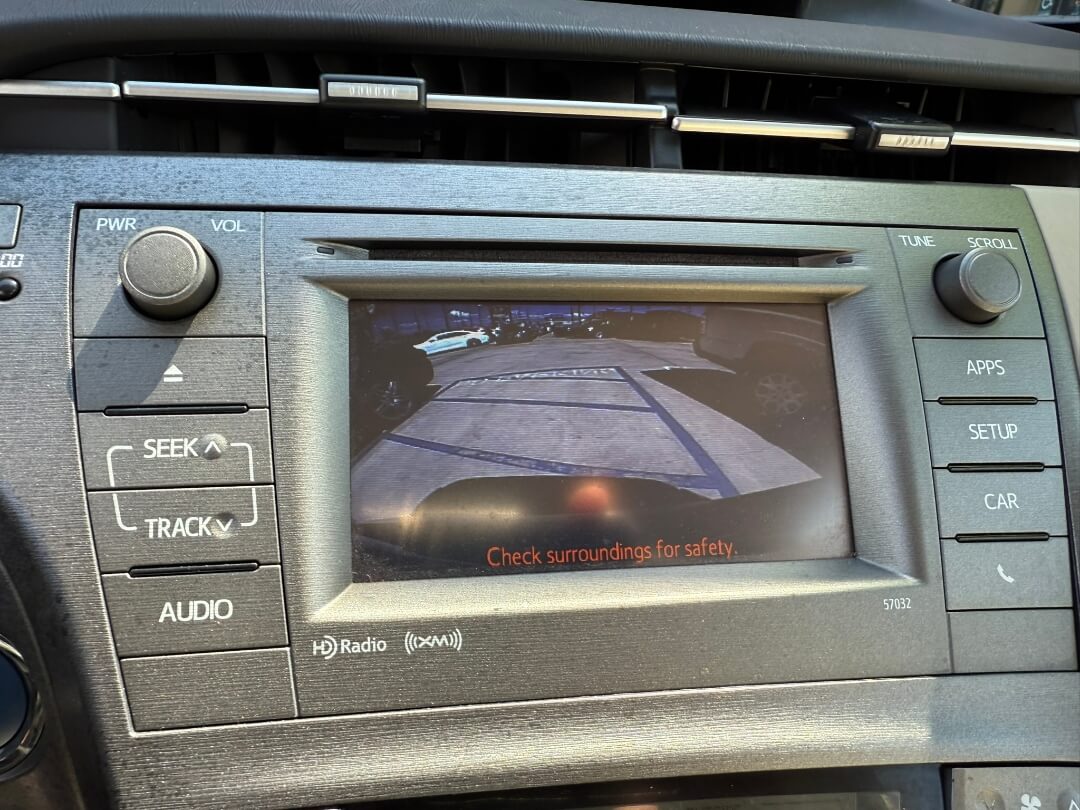 2015 Toyota Prius Three photo 24
