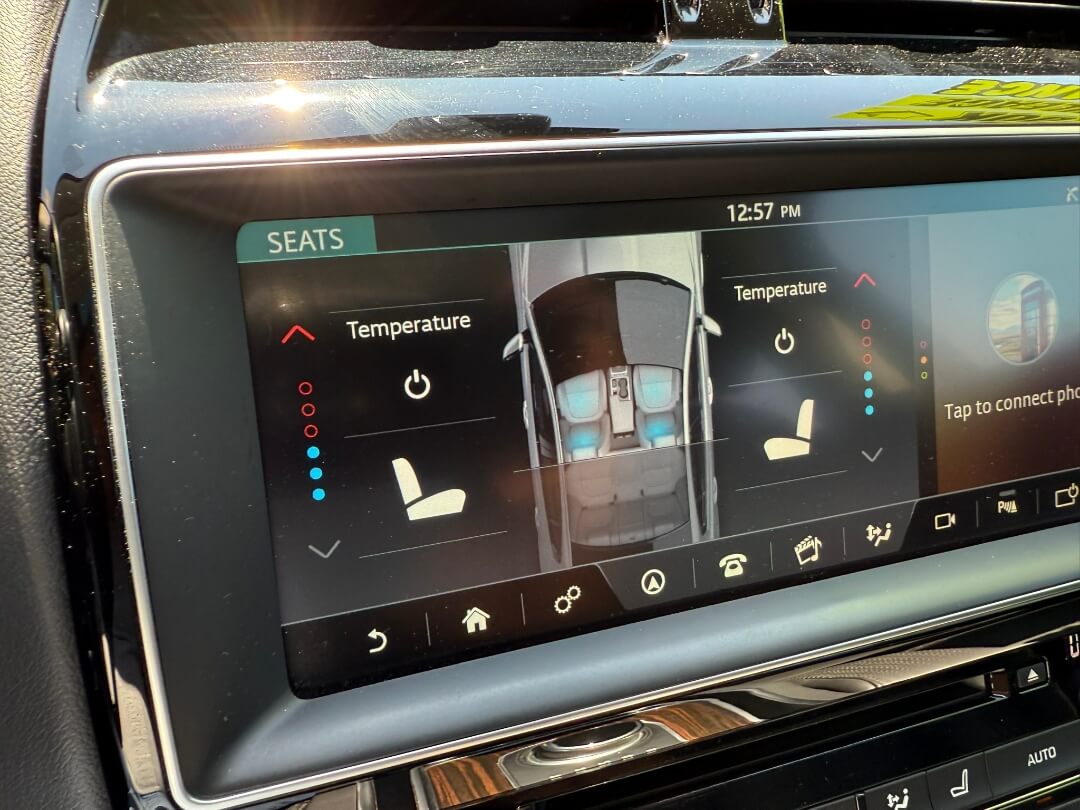 2017 Jaguar XE photo 25