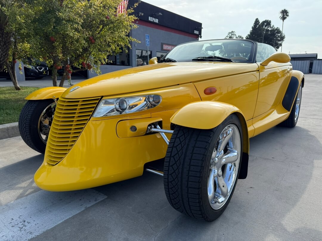 1999 Plymouth Prowler Base photo 3
