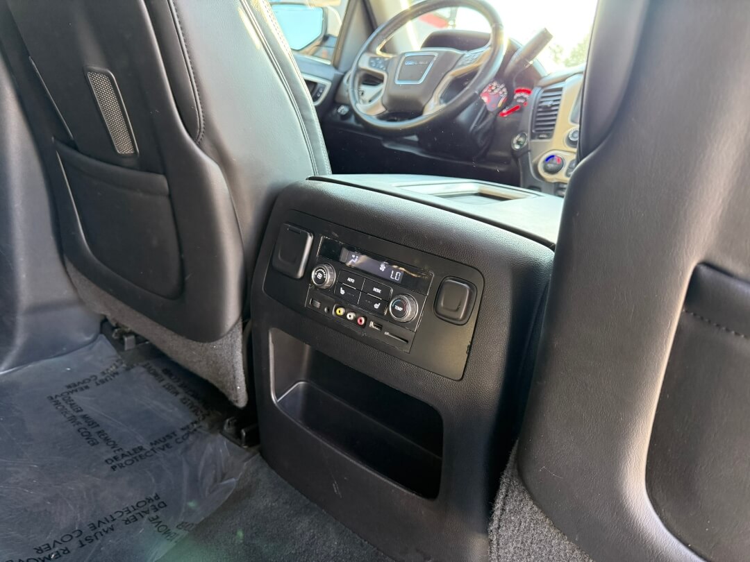 2015 Gmc Yukon XL Denali photo 26