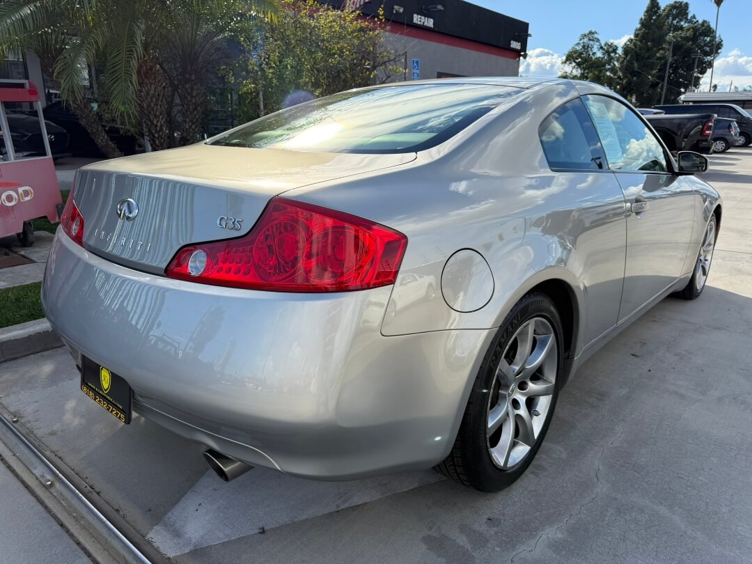 2004 Infiniti G35 Base photo 3