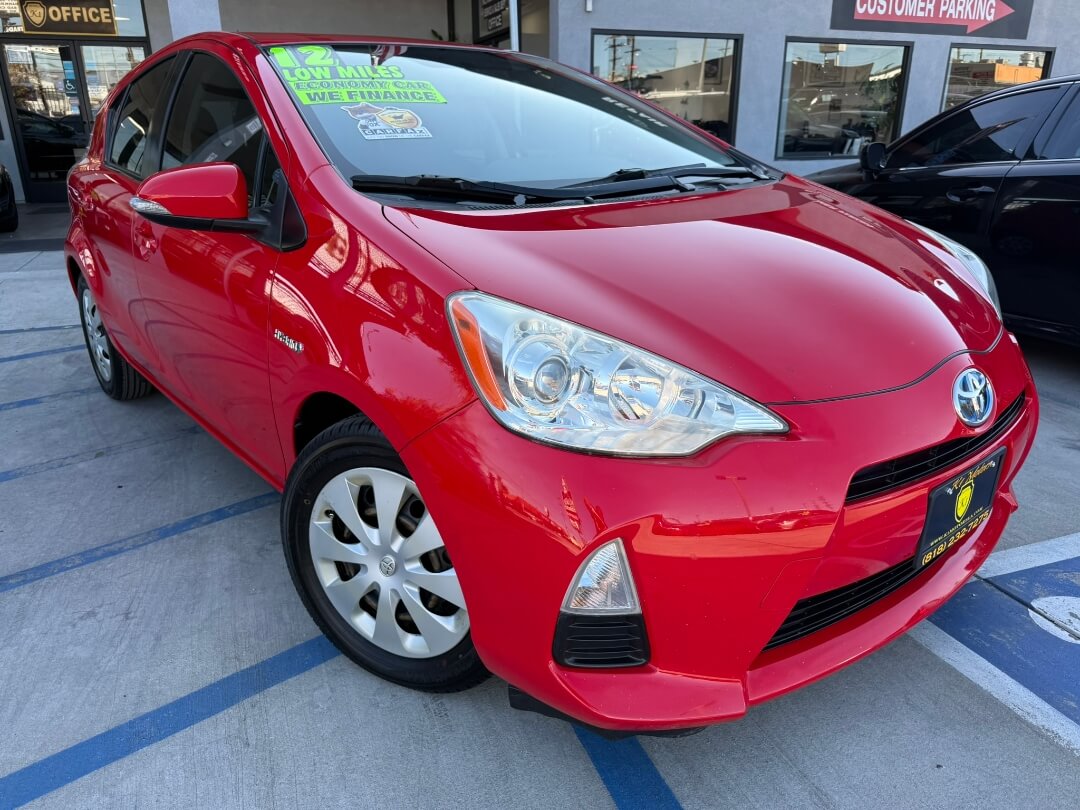 2012 Toyota Prius c Two