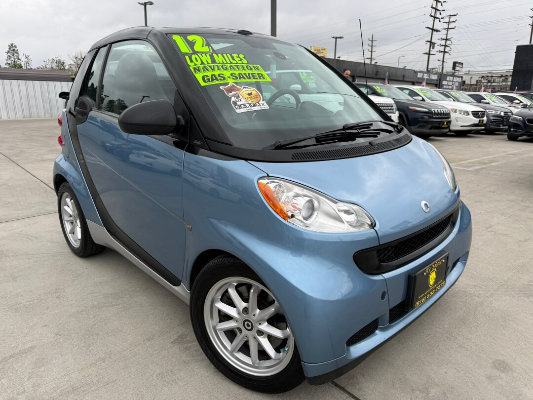 2012 smart fortwo passion's photo