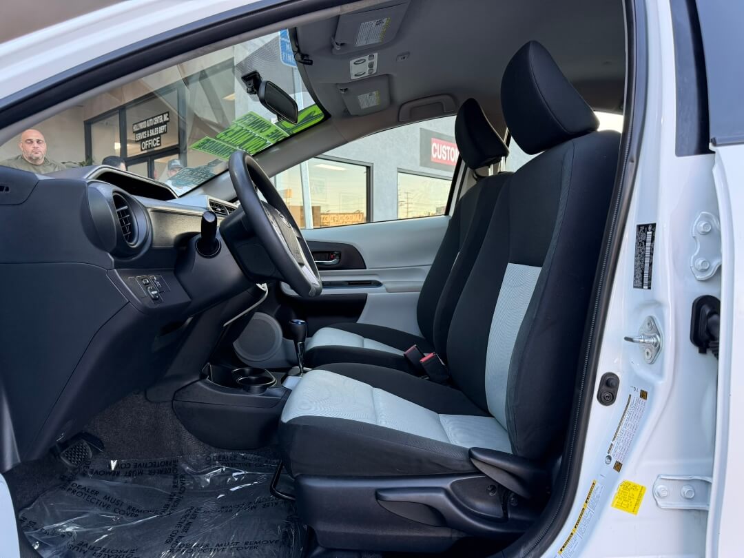 2012 Toyota Prius C Two