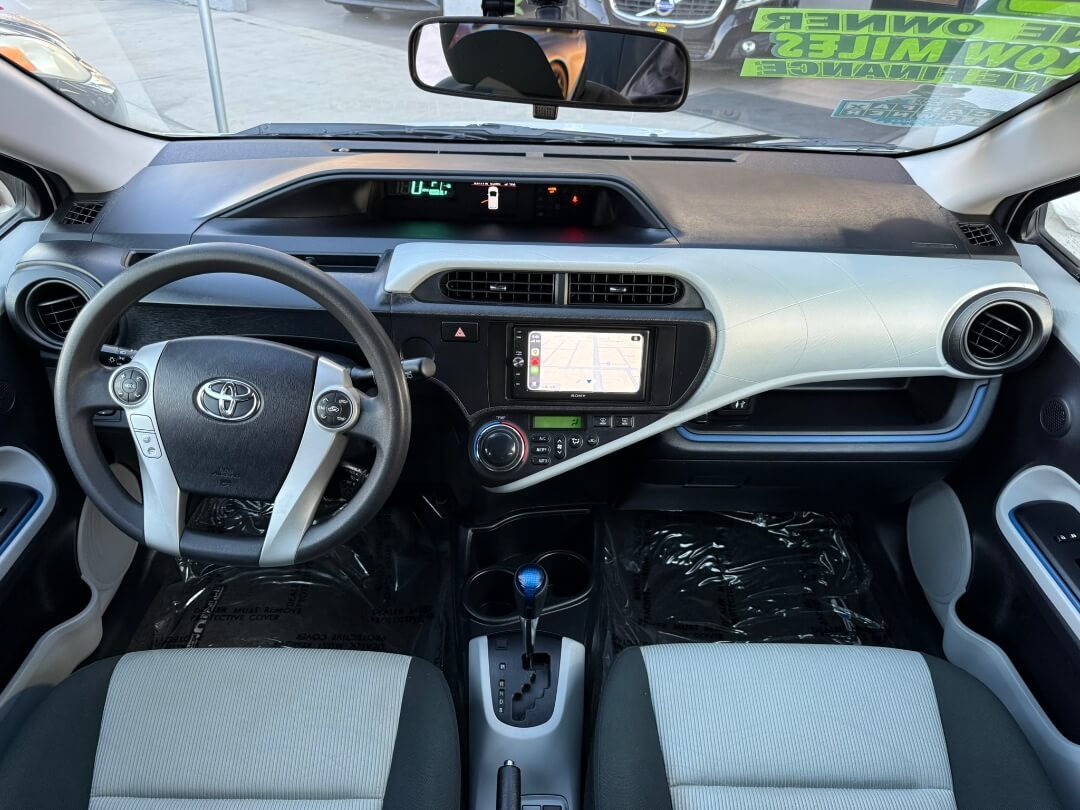 2012 Toyota Prius C Two