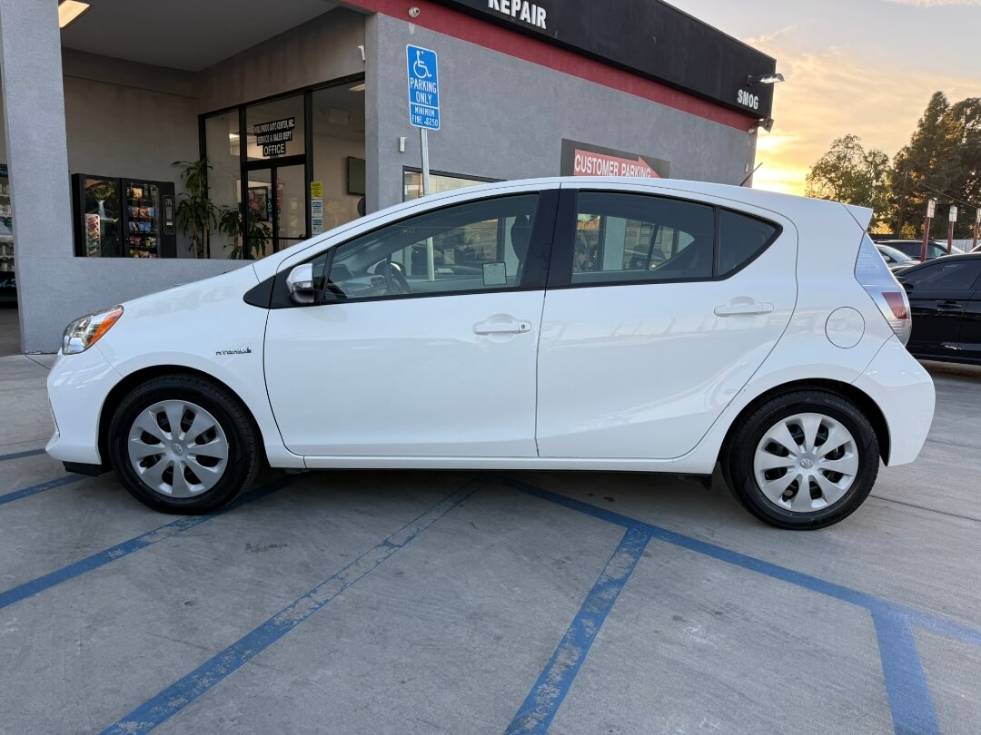 2012 Toyota Prius C Two