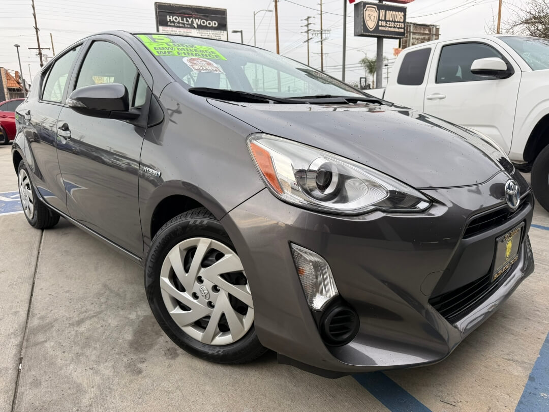 2015 Toyota Prius c One's photo