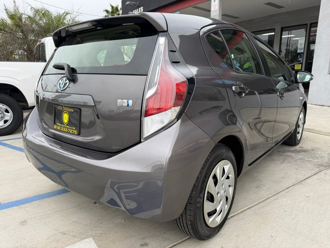 2015 Toyota Prius C One