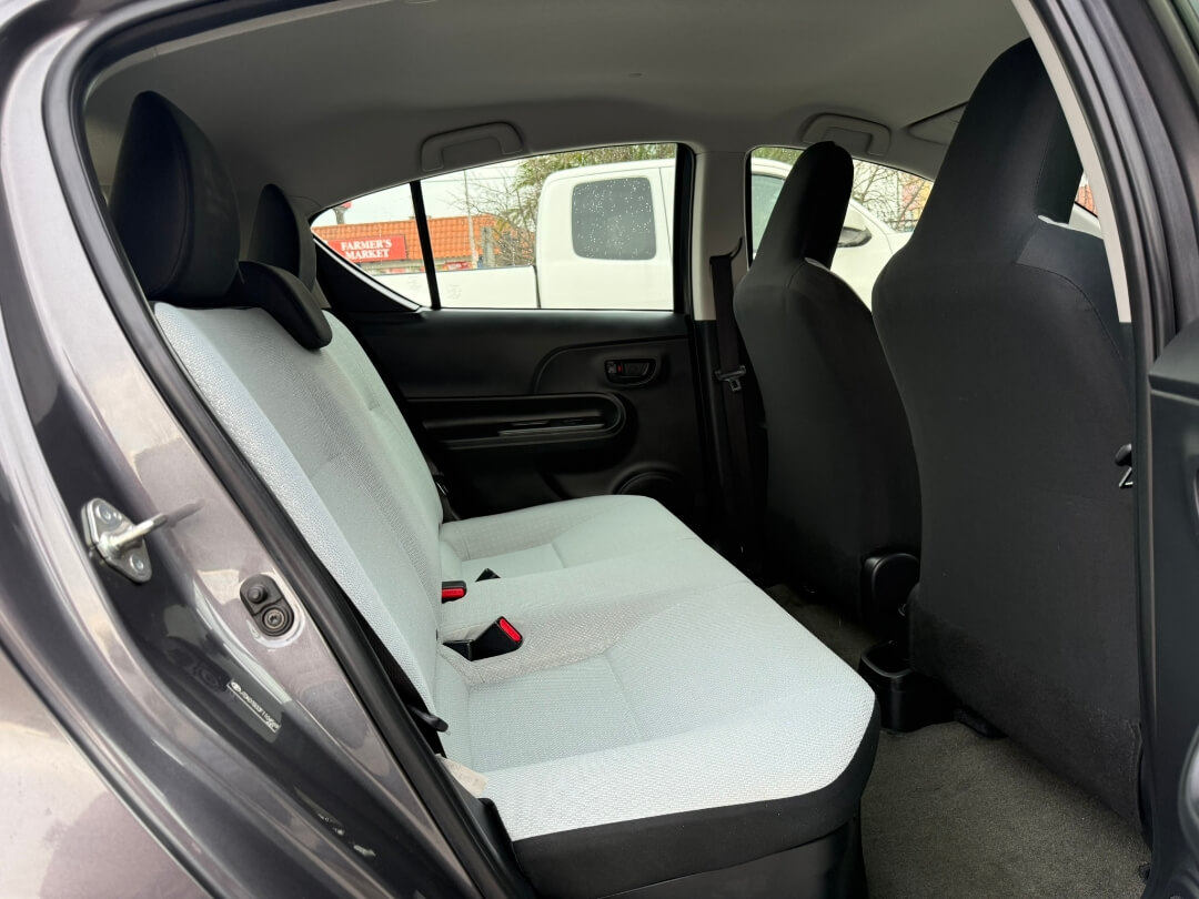 2015 Toyota Prius C One