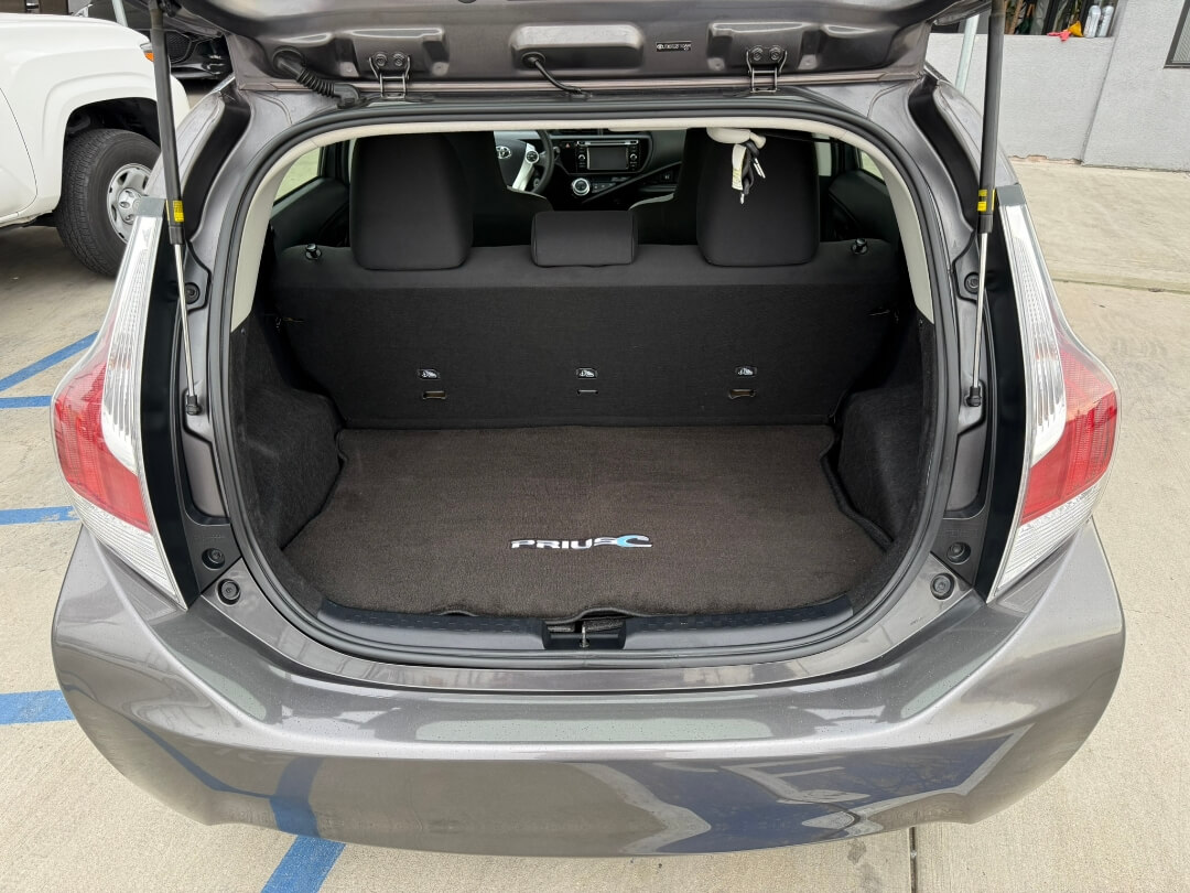 2015 Toyota Prius C One
