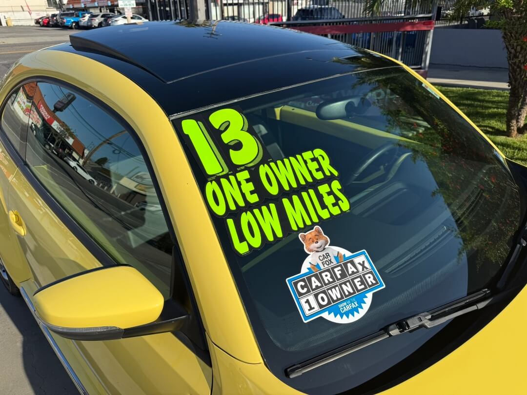 2013 Volkswagen Beetle 2.5L PZEV WITH SUNROOF 