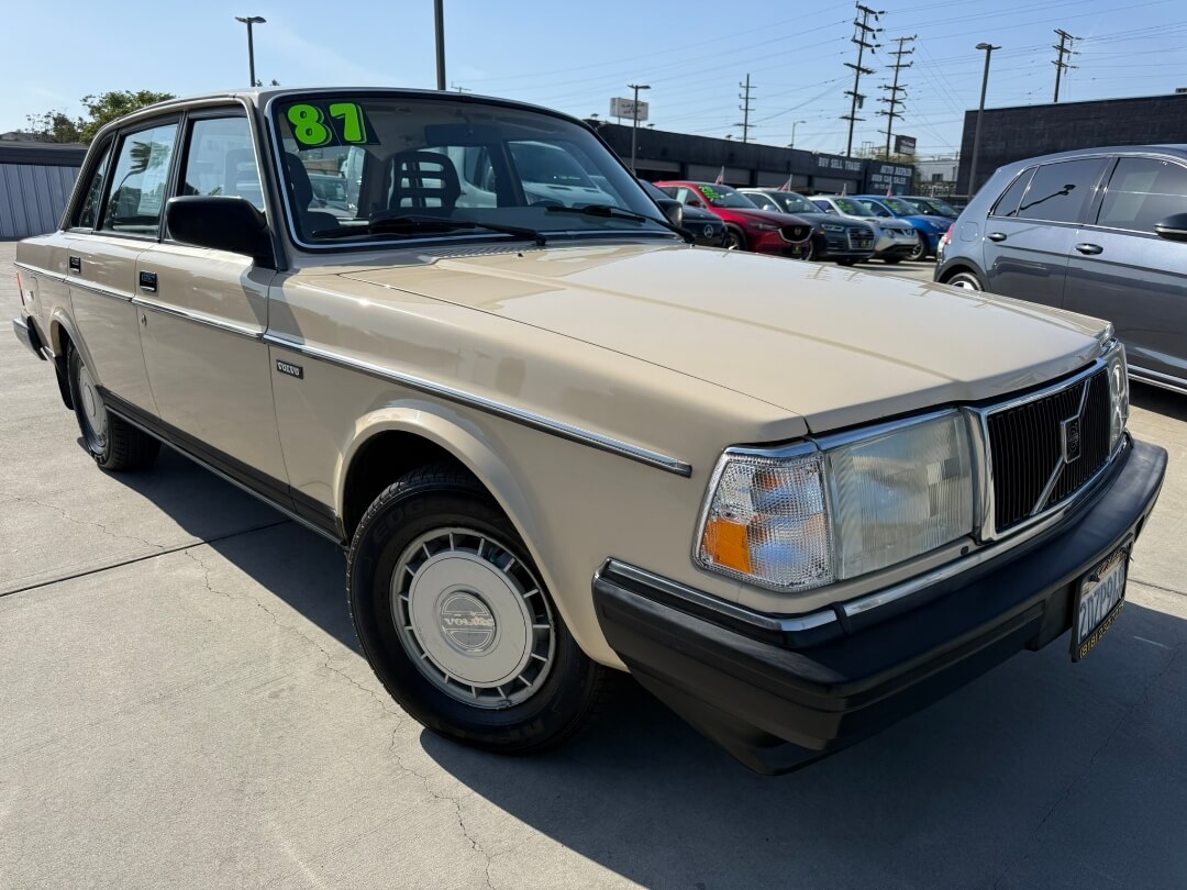 1987 Volvo 240 DL