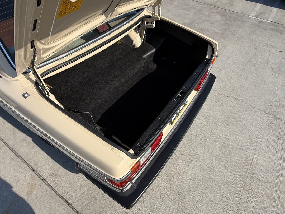 1987 Volvo 240 DL