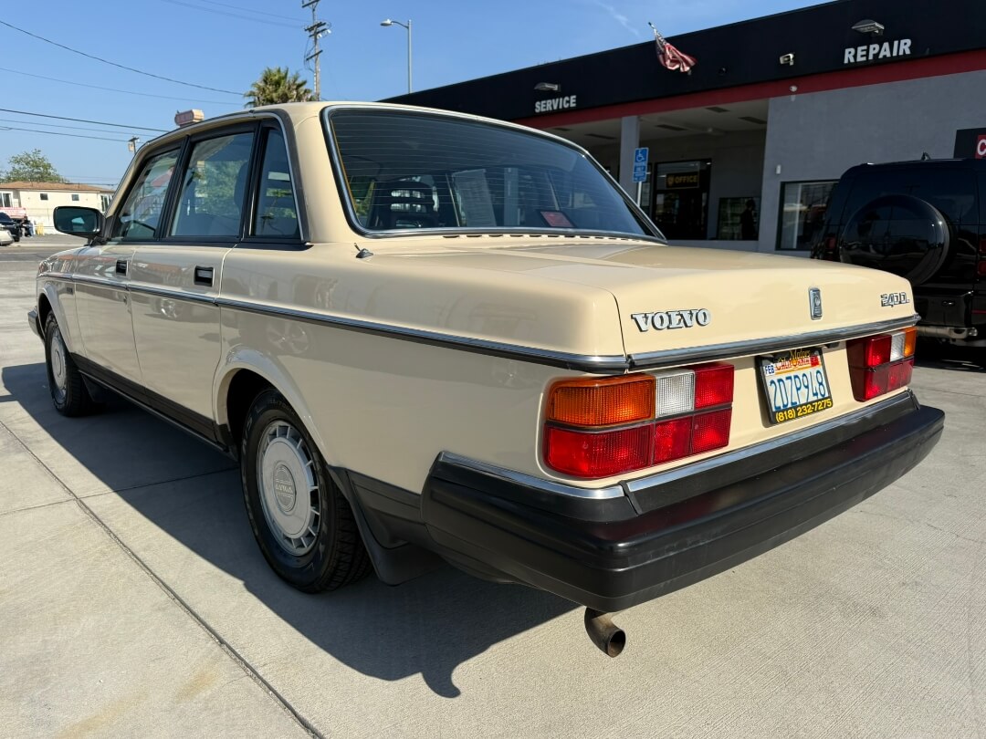 1987 Volvo 240 DL