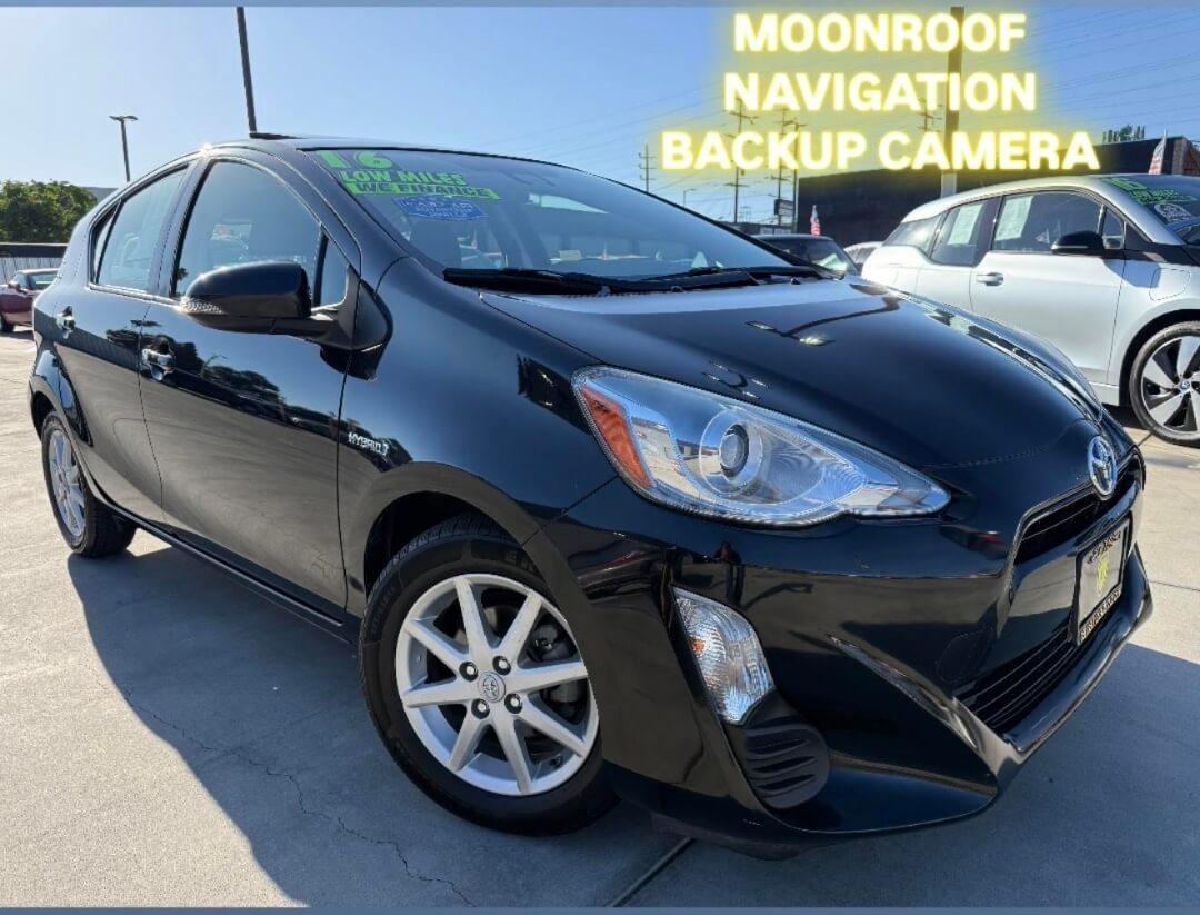 2016 Toyota Prius C Three